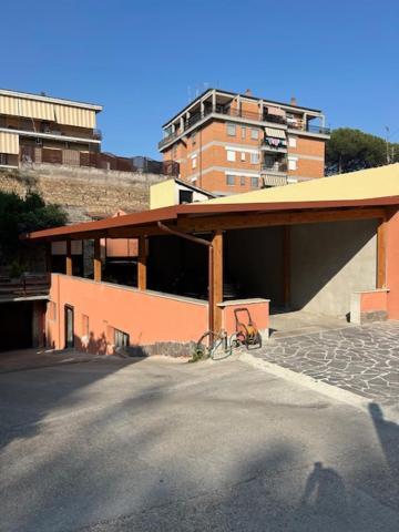 Apartamento Comodo Loft Vicino La Metro Battistini Con Garage