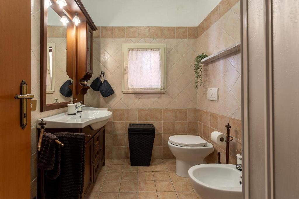 Comodo Loft Vicino La Metro Battistini Con Garage Apartamento