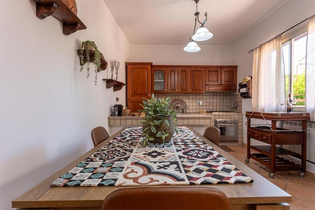 Apartamento Comodo Loft Vicino La Metro Battistini Con Garage